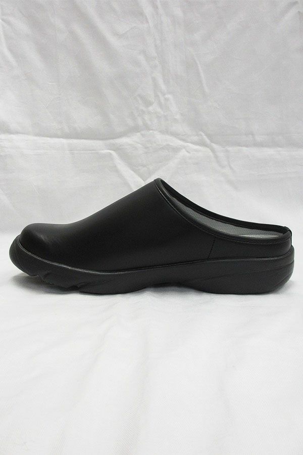 サボシューズ　サイド