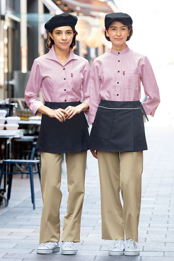 スタンドカラーストライプシャツ　全身