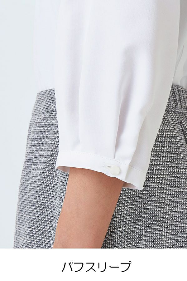 ブラウス七分袖　袖ＵＰ