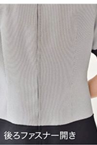 チュニック　後ろファスナー